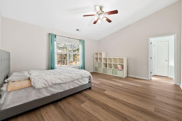 589 Woodland Park Ter, Lawrenceville, GA 30043