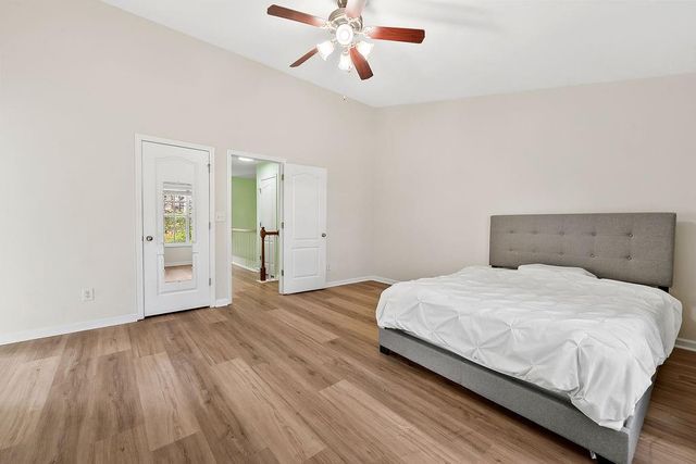 589 Woodland Park Ter, Lawrenceville, GA 30043