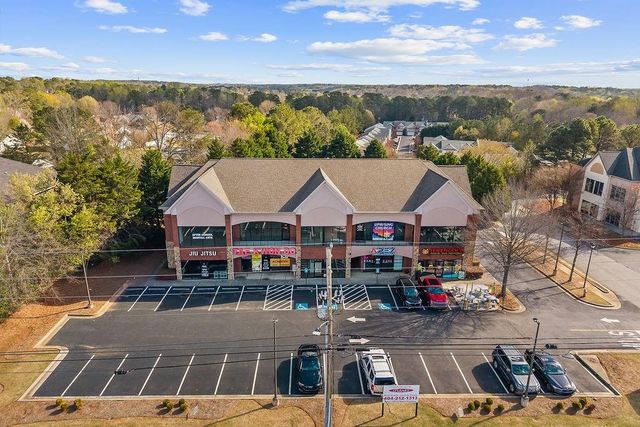 589 Woodland Park Ter, Lawrenceville, GA 30043