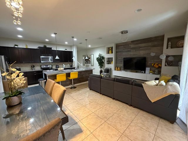 9029 Rhodes Street, Kissimmee, FL 34747