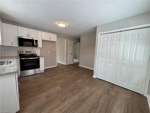 4185 Morningside Drive, Winston-salem, NC 27106