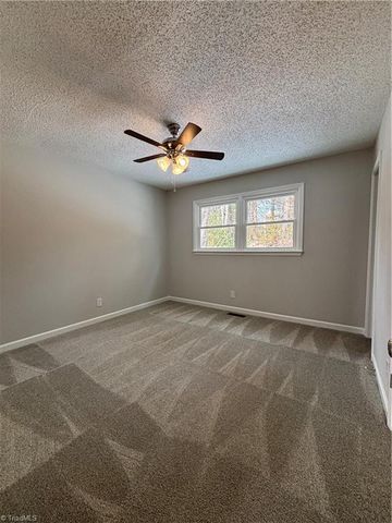 4185 Morningside Drive, Winston-salem, NC 27106