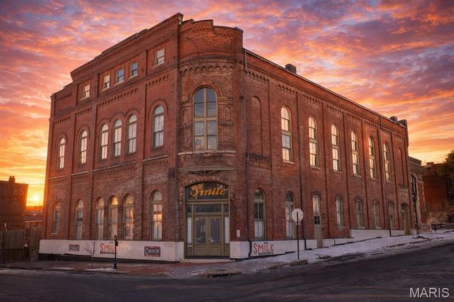 900 Allen Avenue, St Louis, MO 63104