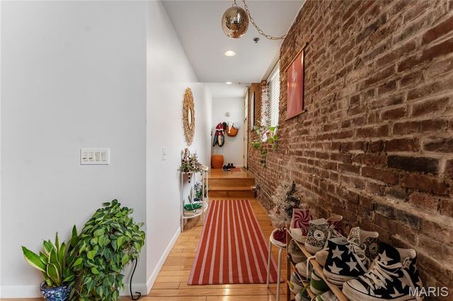 900 Allen Avenue, St Louis, MO 63104