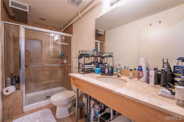 900 Allen Avenue, St Louis, MO 63104