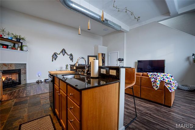 900 Allen Avenue, St Louis, MO 63104