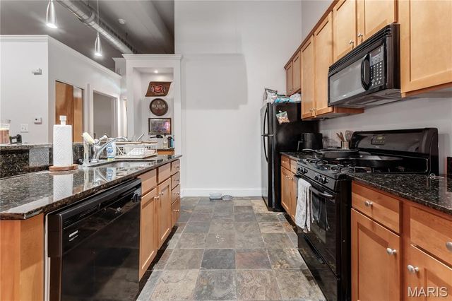 900 Allen Avenue, St Louis, MO 63104