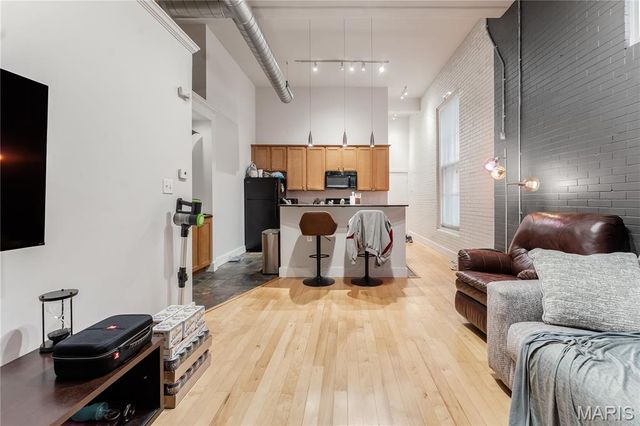 900 Allen Avenue, St Louis, MO 63104