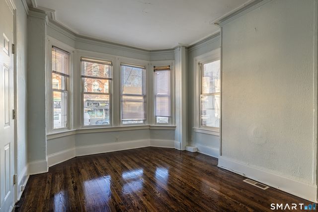 1995 Main Street 1st floor Left, Bridgeport, CT 06604