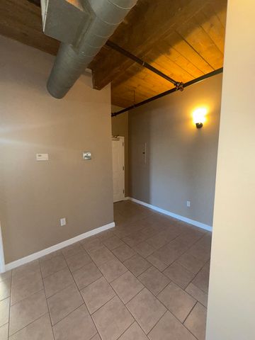 21 Caller St 308, Peabody, MA 01960