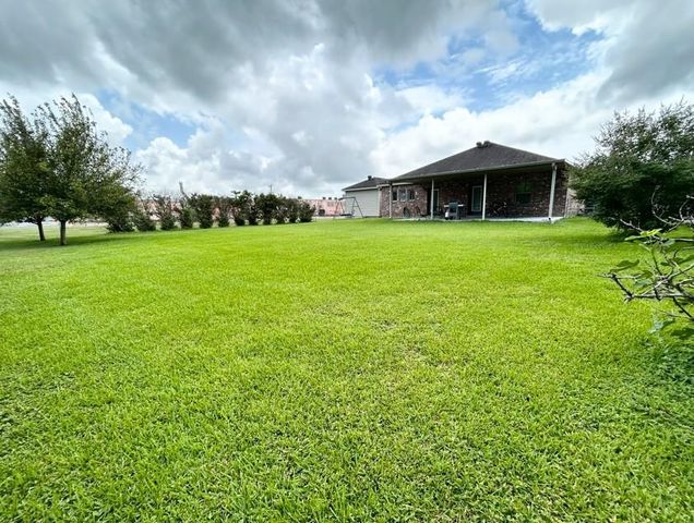 1223 Teche Rd, Morgan City, LA 70380