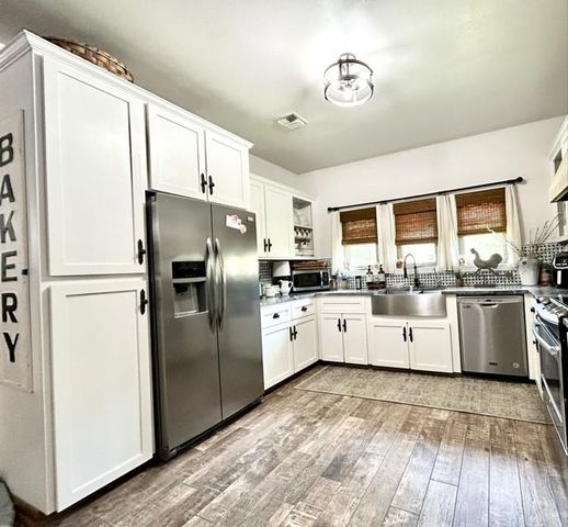 1223 Teche Rd, Morgan City, LA 70380