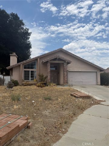 1243 Janessa Court, San Jacinto, CA 92583