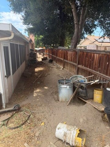 1243 Janessa Court, San Jacinto, CA 92583