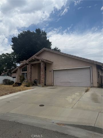 1243 Janessa Court, San Jacinto, CA 92583