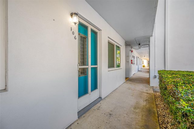 8533 110TH STREET 106, Seminole, FL 33772