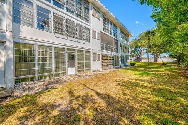 8533 110TH STREET 106, Seminole, FL 33772