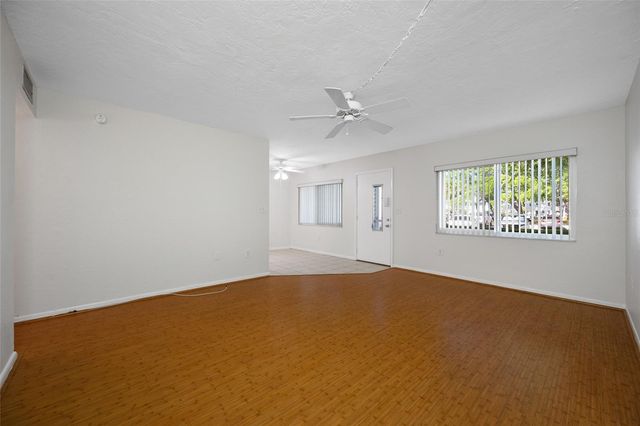 8533 110TH STREET 106, Seminole, FL 33772