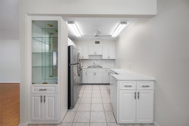 8533 110TH STREET 106, Seminole, FL 33772