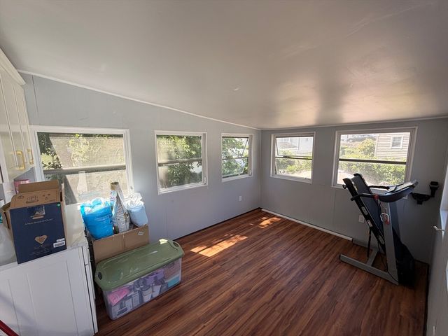 643 Boston St, Lynn, MA 01905