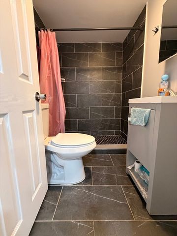 643 Boston St, Lynn, MA 01905