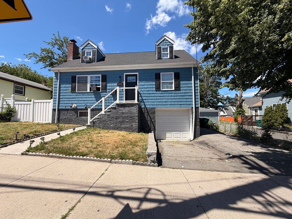 643 Boston St, Lynn, MA 01905