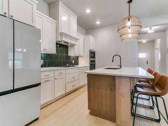 13316 Mesquite Trail, Yukon, OK 73099