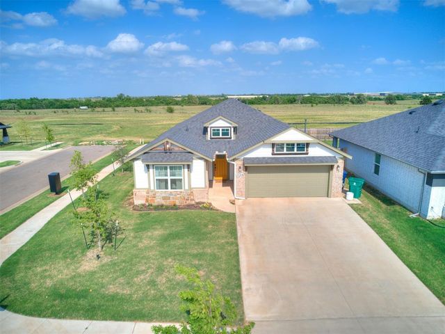13316 Mesquite Trail, Yukon, OK 73099