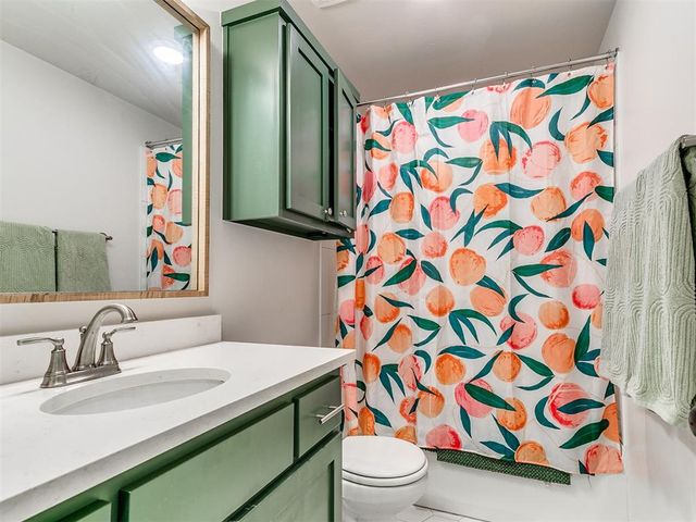 13316 Mesquite Trail, Yukon, OK 73099