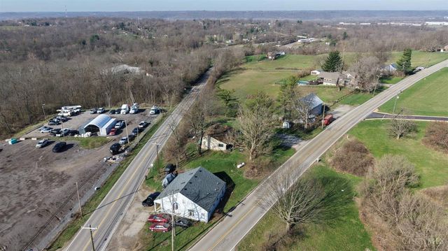 9017 West Road, Cleves, OH 45002