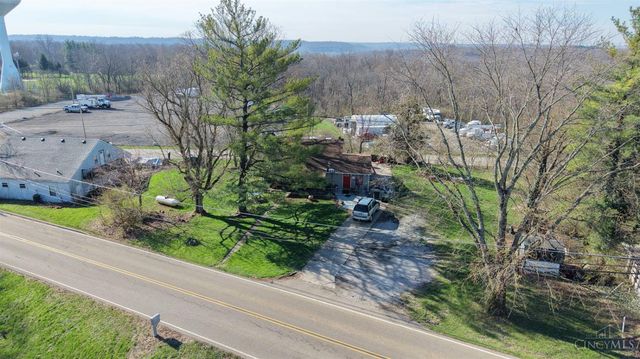 9017 West Road, Cleves, OH 45002