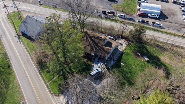 9017 West Road, Cleves, OH 45002