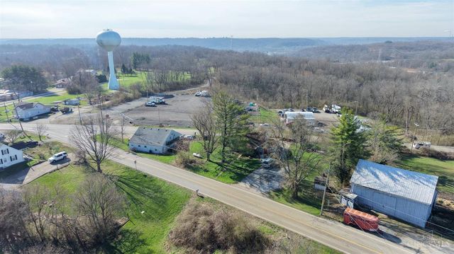 9017 West Road, Cleves, OH 45002