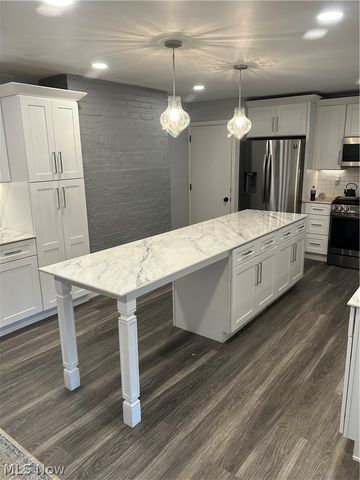 17228 Egbert Road, Walton Hills, OH 44146