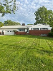 17228 Egbert Road, Walton Hills, OH 44146