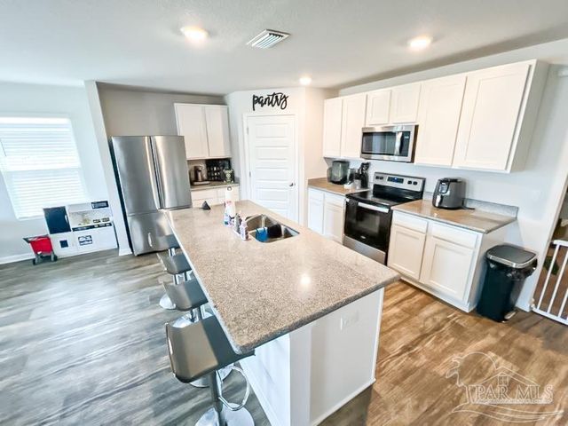 5626 Tristan Ct, Milton, FL 32583