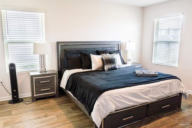 5626 Tristan Ct, Milton, FL 32583