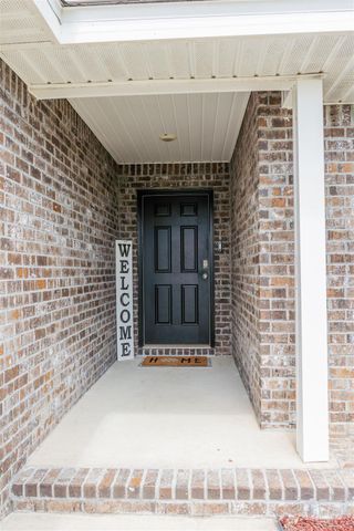 5626 Tristan Ct, Milton, FL 32583