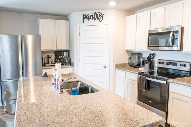 5626 Tristan Ct, Milton, FL 32583