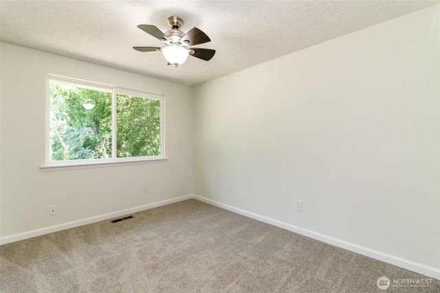 12416 SE 201st Place, Kent, WA 98031