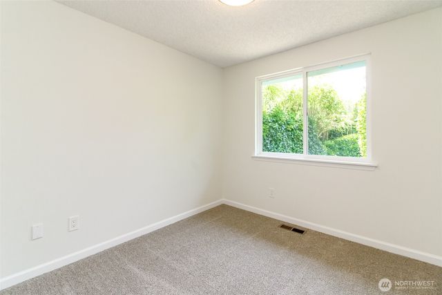 12416 SE 201st Place, Kent, WA 98031