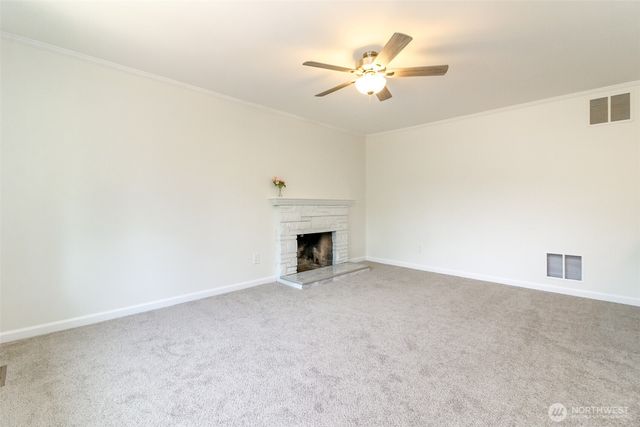 12416 SE 201st Place, Kent, WA 98031