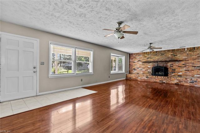 133 Chinook ST, Virginia Beach, VA 23462