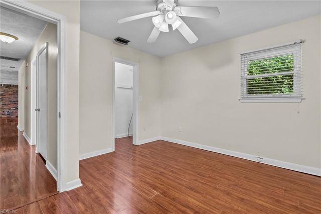 133 Chinook ST, Virginia Beach, VA 23462