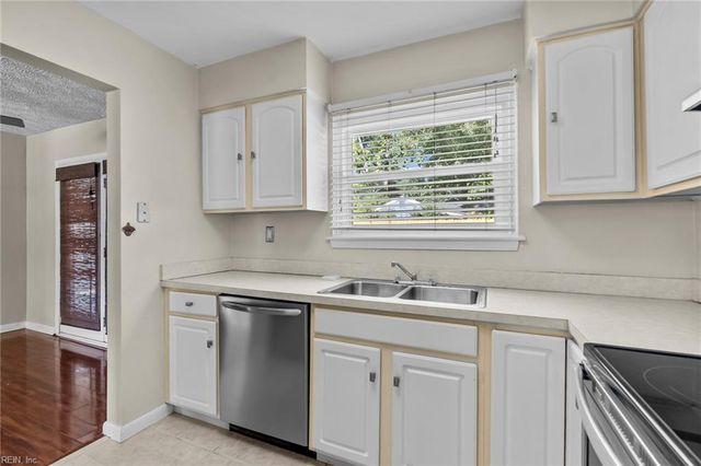 133 Chinook ST, Virginia Beach, VA 23462