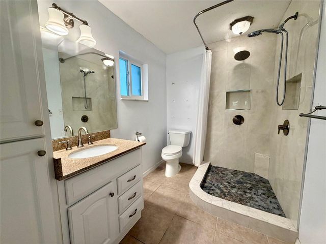 3001 NW 38TH STREET, Gainesville, FL 32606