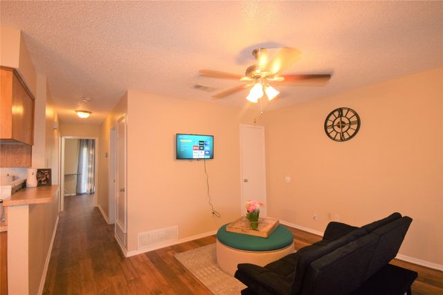 4909 Jamesway Road 203 D, Fort Worth, TX 76135