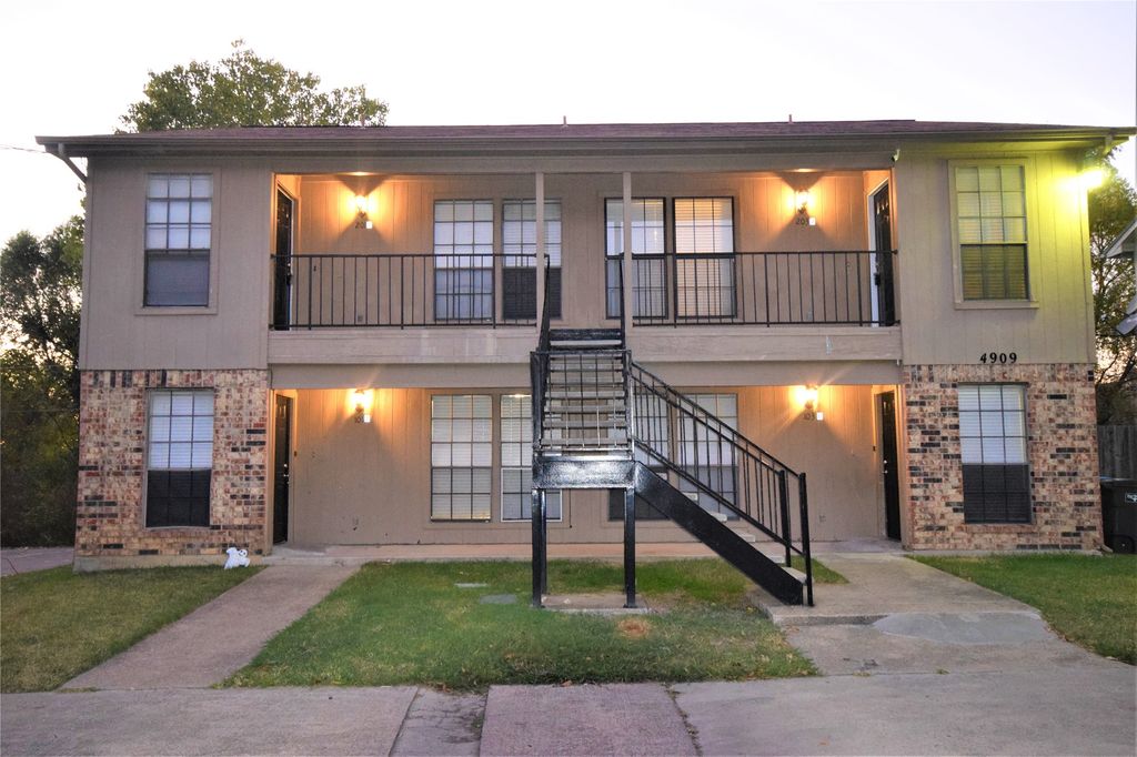 4909 Jamesway Road 203 D, Fort Worth, TX 76135