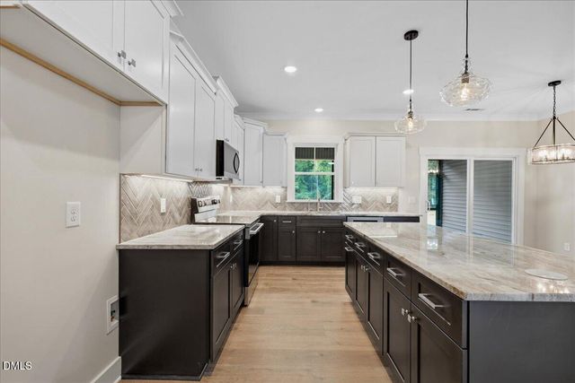 81 Birchtop Circle, Zebulon, NC 27597