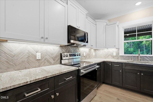 81 Birchtop Circle, Zebulon, NC 27597